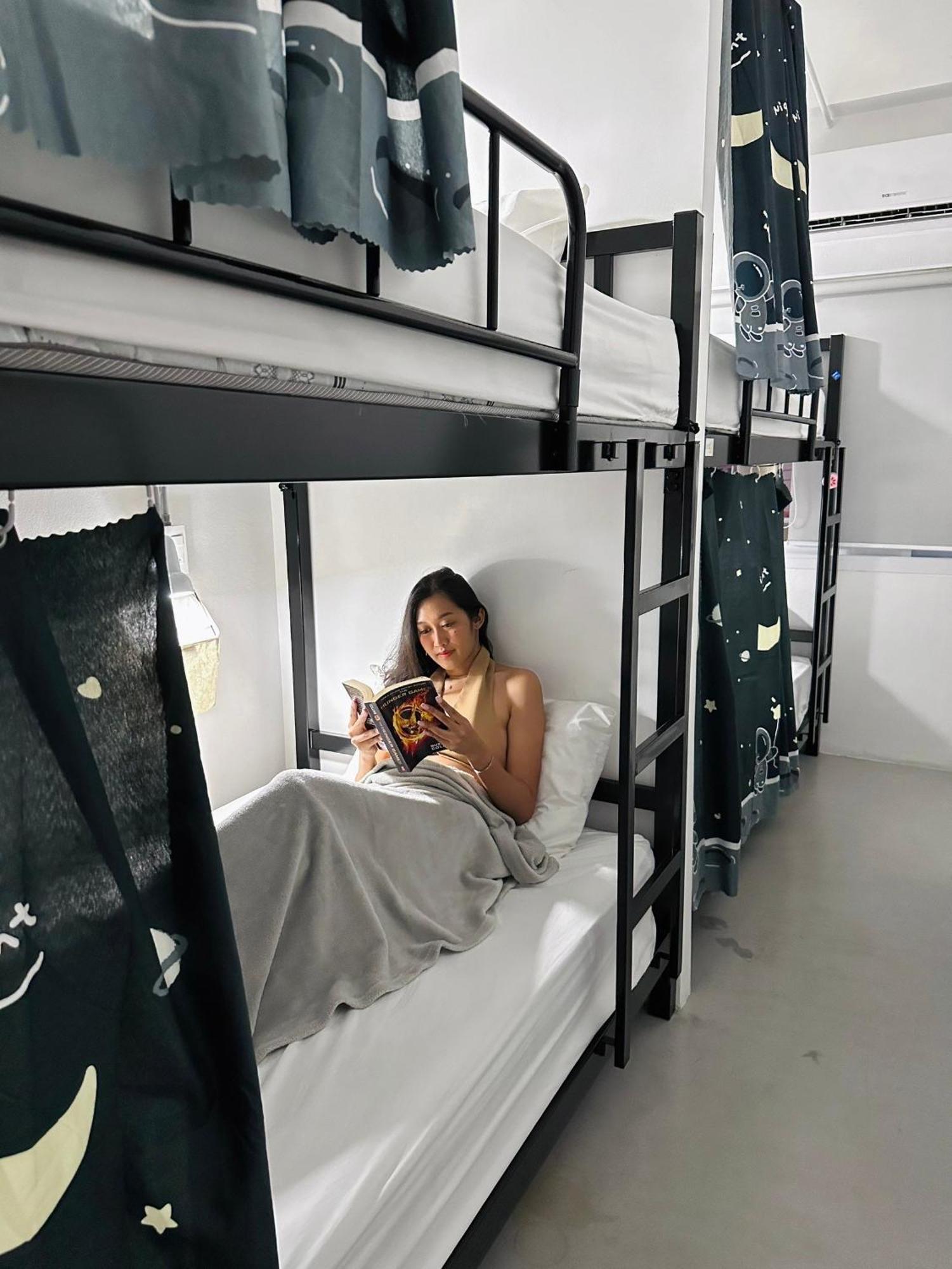 Prachan Hostel Thong Sala Eksteriør billede